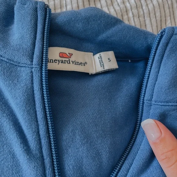 Women’s Vineyard Vines Pullover and Quarter Zip - Picture 3 of 5